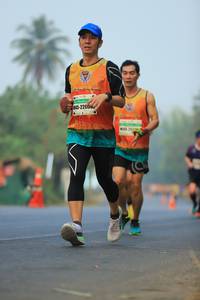 BIB: 4583
                            <button type="button" onclick="openModal(7960304)" class="btn btn-primary btn-sm float-right btn-popup" data-toggle="modal" data-target=".modal-high-quality">
                        <i class="fas fa-shopping-cart"></i> Add to Cart
                    </button>
                                            <button type="button" onclick="isThisMe(7960304, true)" class="btn btn-success btn-sm float-right btn-popup btn-isme hidden" data-toggle="tooltip" data-placement="bottom" title="นี่คือรูปของคุณใช่ไหม คลิกที่นี่เพื่อเอาเข้าอัลบั้ม">
                        <i class="fas fa-plus"></i> Add to album
                    </button>
                    <button type="button" onclick="isThisMe(7960304, false)" class="btn btn-warning btn-sm float-right btn-popup btn-isnotme hidden">
                        <i class="fas fa-ban"></i> Remove from album
                    </button>